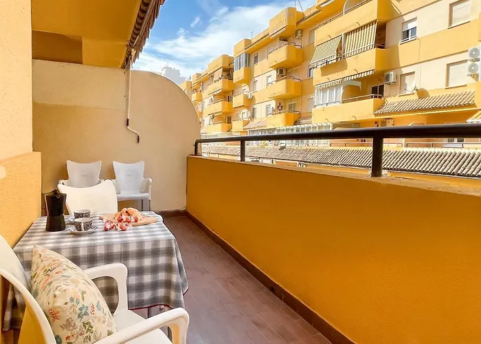 Jardin En El Centro De Calpe